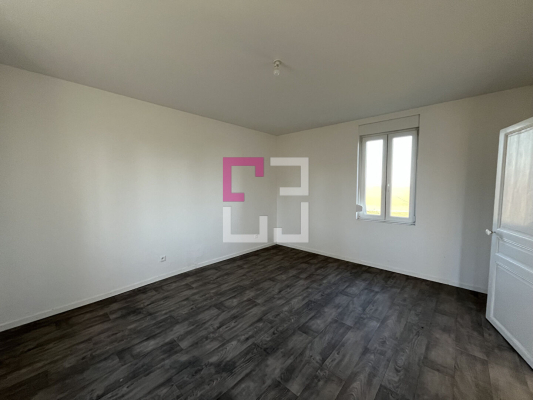 
Maison La Neuville Housset 2 pièce(s) 64 m2
