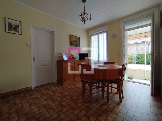 
Maison individuelle BRISSY-HAMEGICOURT 8 pièces 158 m²
