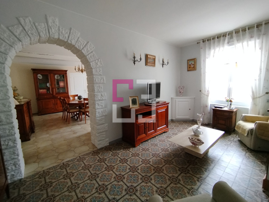 
Maison individuelle BRISSY-HAMEGICOURT 8 pièces 158 m²
