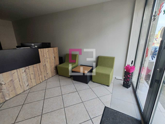 
Immeuble Le Cateau Cambresis 7 pièce(s) 115 m2

