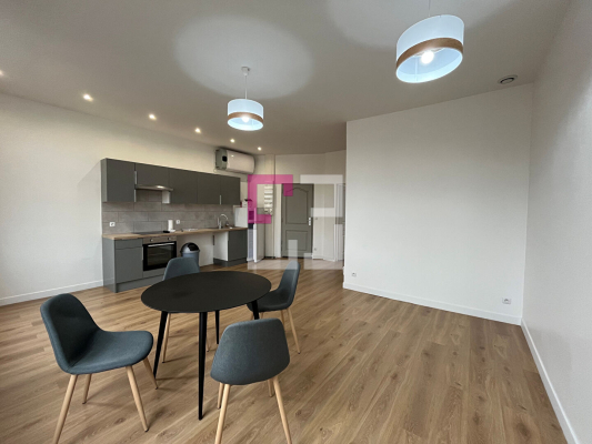 
Appartement Hirson 2 pièce(s) 48.7 m2
