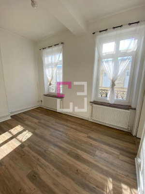 
Appartement  à Louer
