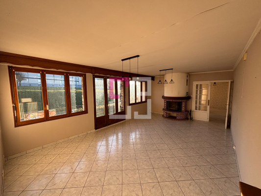 
Maison Rozoy Sur Serre 4 pièce(s) 104 m2
