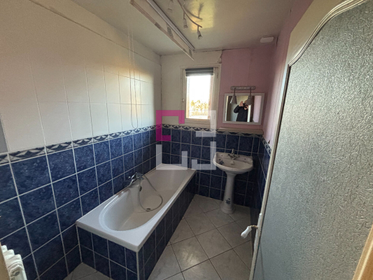 
Maison Rozoy Sur Serre 4 pièce(s) 104 m2
