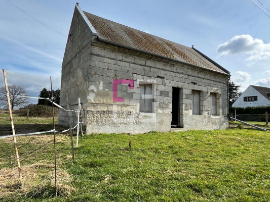 
Maison en pierre à réhabiliter proche de CHAUNY
