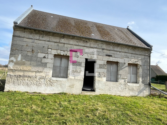 
Maison en pierre à réhabiliter proche de CHAUNY

