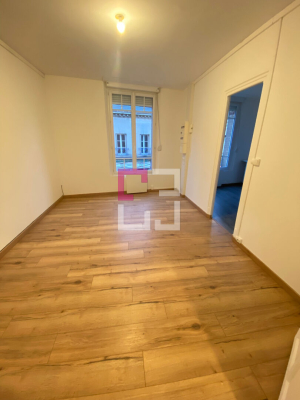 
APPARTEMENT T2 EN PLEIN COEUR DE NOYON
