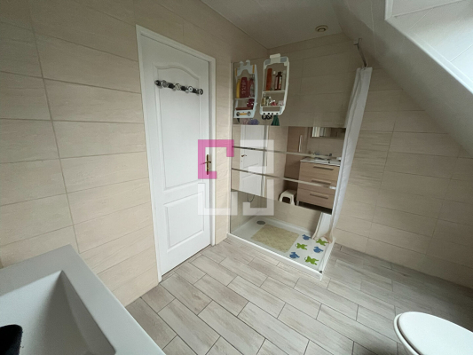 
Maison Chauny  6 pièce(s) 137 m2
