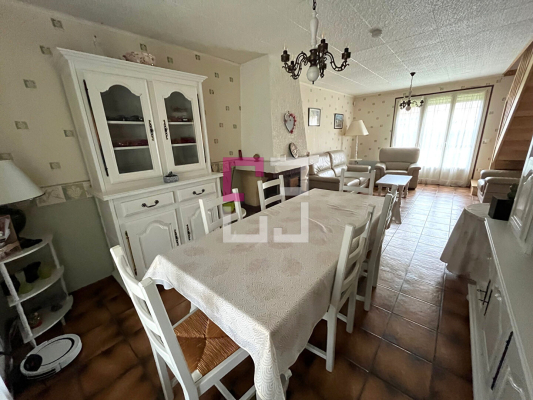 
Maison Chauny  6 pièce(s) 137 m2

