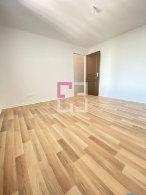 
A louer - Logement 3 pièce(s) - 75.60m²
