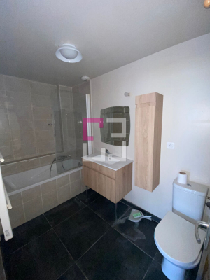 
A louer - Logement 3 pièce(s) - 75.60m²
