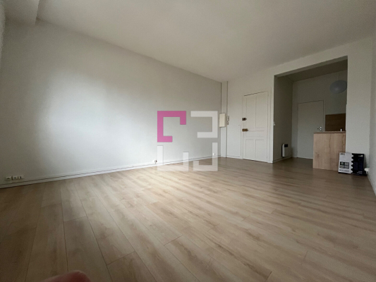 
Immeuble Chauny 4 pièce(s) 120 m2
