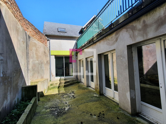 
Maison Crecy Sur Serre 7 pièce(s) 206 m2
