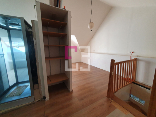 
Maison Crécy Sur Serre 7 pièce(s) 197 m2
