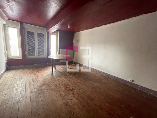 
Immeuble Marle 12 pièce(s) 272 m²
