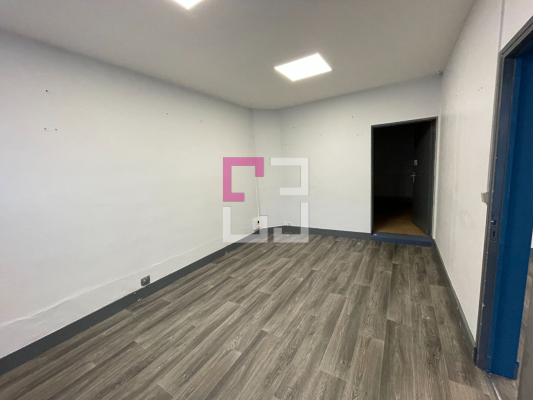 
Local Commercial 92 m²  - Guise
