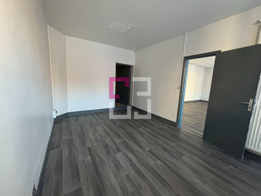 
Local Commercial 92 m²  - Guise
