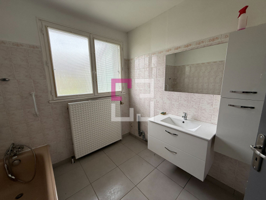 
Maison Crecy Sur Serre 5 pièce(s) 154 m2
