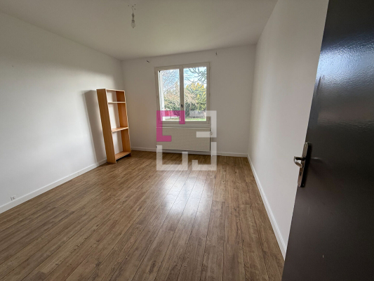 
Maison Crecy Sur Serre 5 pièce(s) 154 m2
