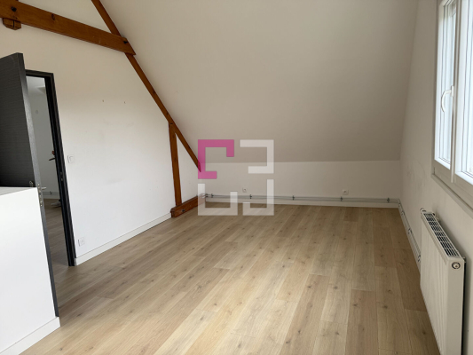 
Maison Crecy Sur Serre 5 pièce(s) 154 m2
