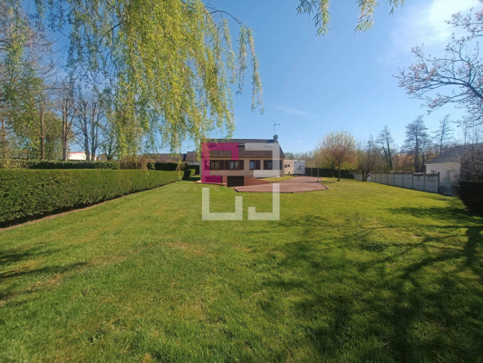 
Maison Saint Michel 7 pièce(s) 131.12 m2
