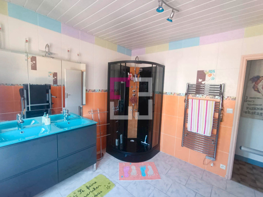 
Maison Saint Michel 7 pièce(s) 131.12 m2
