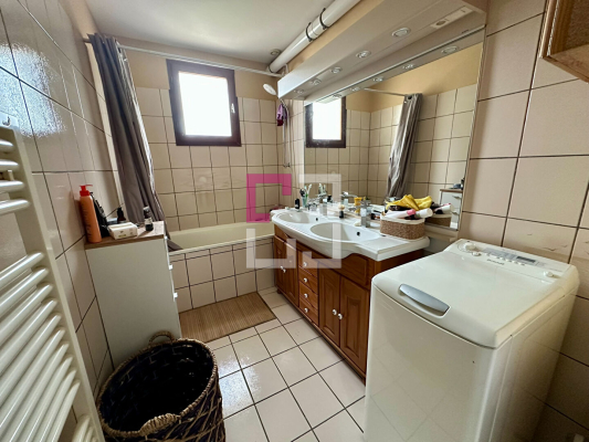 Maison CHAUNY 6 pièce(s) 127m2