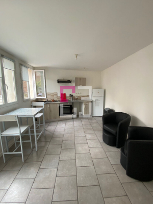 
Appartement meublé à louer

