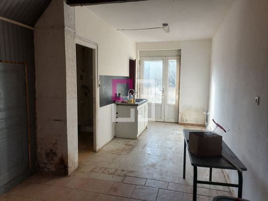 Maison Vervins 10 pièce(s) 211.32 m2