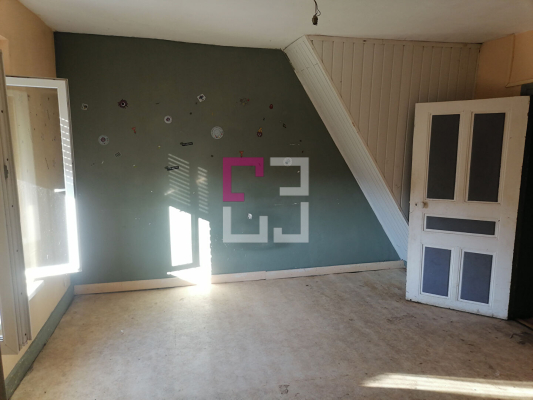 Maison Vervins 10 pièce(s) 211.32 m2