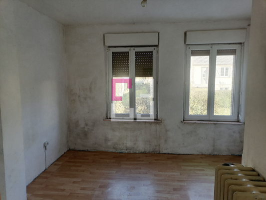 
Maison Vervins 10 pièce(s) 211.32 m2
