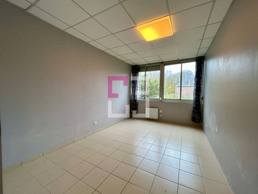 
Maison Voyenne 9 pièce(s) 254.02 m2
