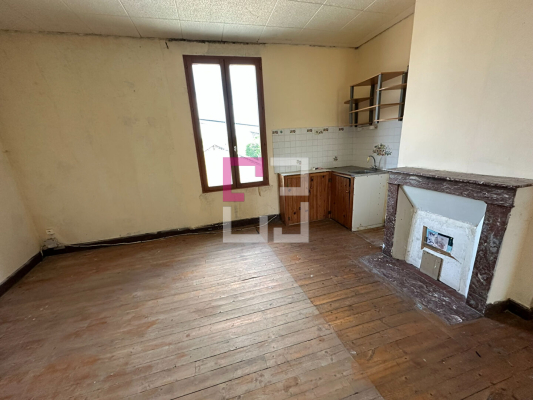 
Maison Hombleux 8 pièce(s) 290m2

