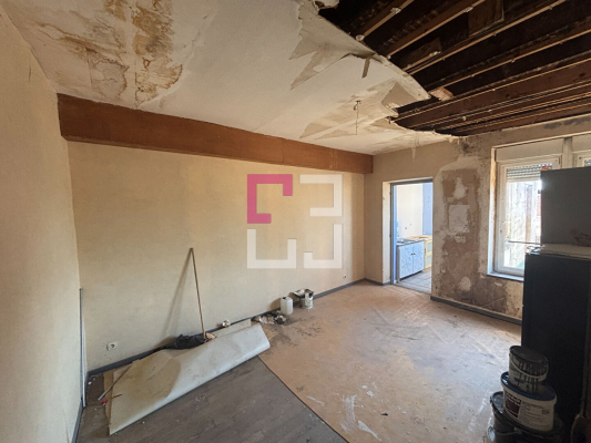 
Immeuble Vervins 6 pièce(s)
