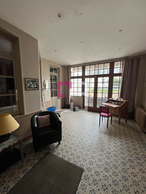 
Maison Ribemont 14 pièce(s) 307 m2
