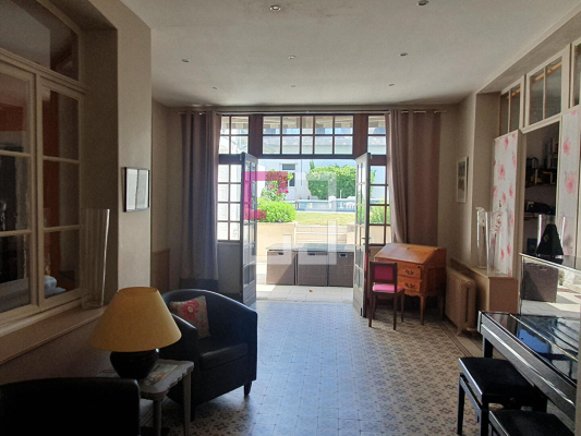 
Maison Ribemont 12 pièce(s) 307 m2
