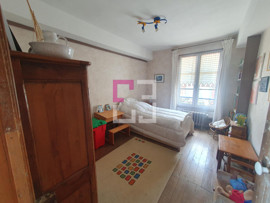 
Maison Ribemont 12 pièce(s) 307 m2
