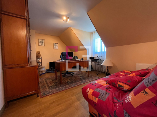 
Maison Ham 7 pièce(s) 174 m2
