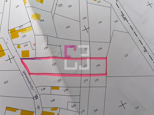 
Terrain Travecy 1764 m2
