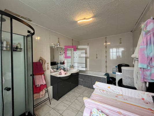 
Maison Ham 5 pièce(s) 180 m2
