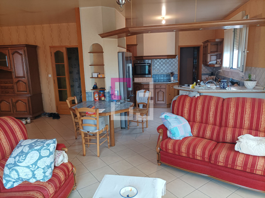 
Maison Moy De L Aisne 6 pièce(s) 177 m2
