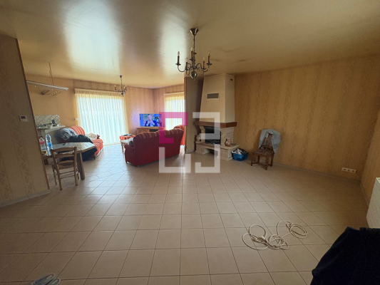 
Maison Moy De L Aisne 6 pièce(s) 177 m2
