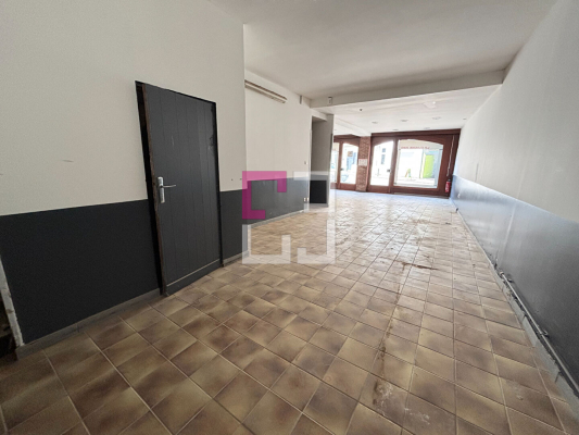 
Local commercial Avesnes Sur Helpe 7 pièce(s) 180 m2
