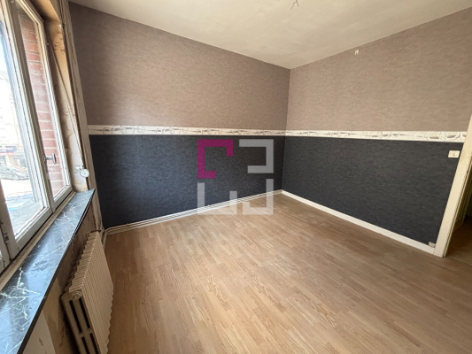 
Local commercial Avesnes Sur Helpe 7 pièce(s) 180 m2
