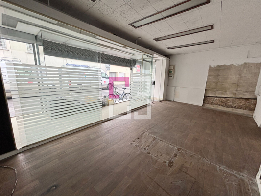 
Local commercial centre ville Guise 38 m2
