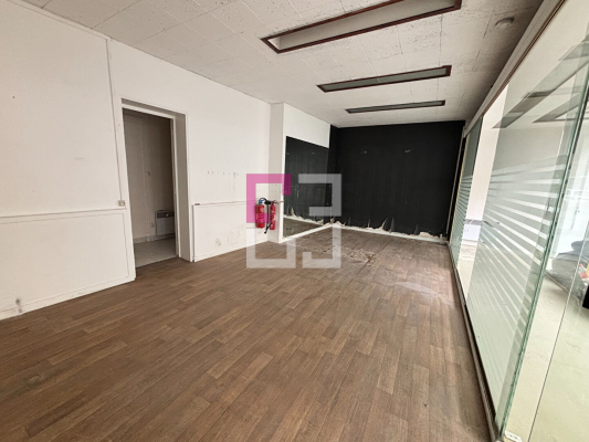 
Local commercial centre ville Guise 38 m2
