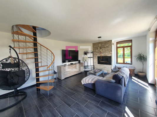 
Maison Sissy 6 pièce(s) 152 m2
