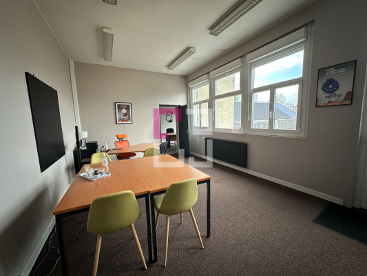 
Immeuble Saint Quentin 24 pièce(s) 600 m2
