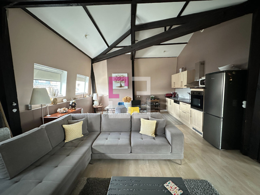 
Immeuble Saint Quentin 24 pièce(s) 600 m2
