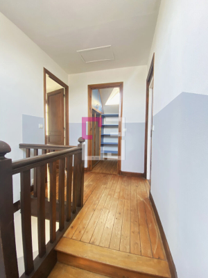 
Maison à louer - 2 chambres - 83.78m²
